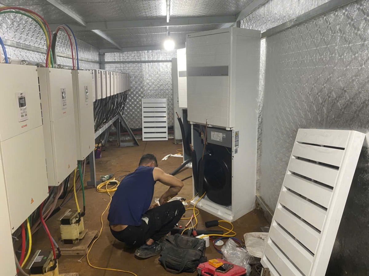 Thi công, bàn giao điều hòa tủ đứng