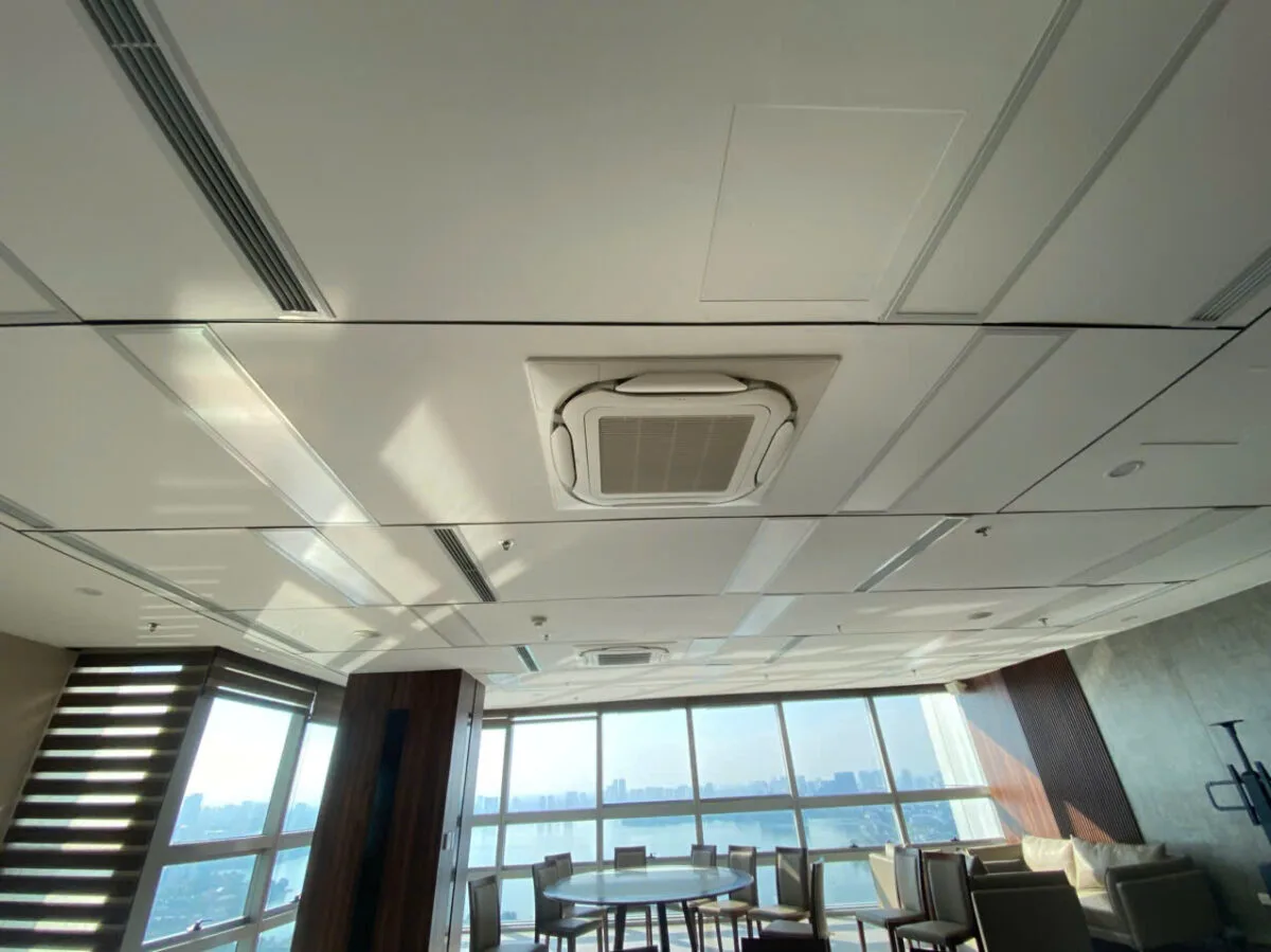 Phân tích chuyên sâu điều hòa Daikin FCF140CVM/RZA140DV1 48.000 BTU